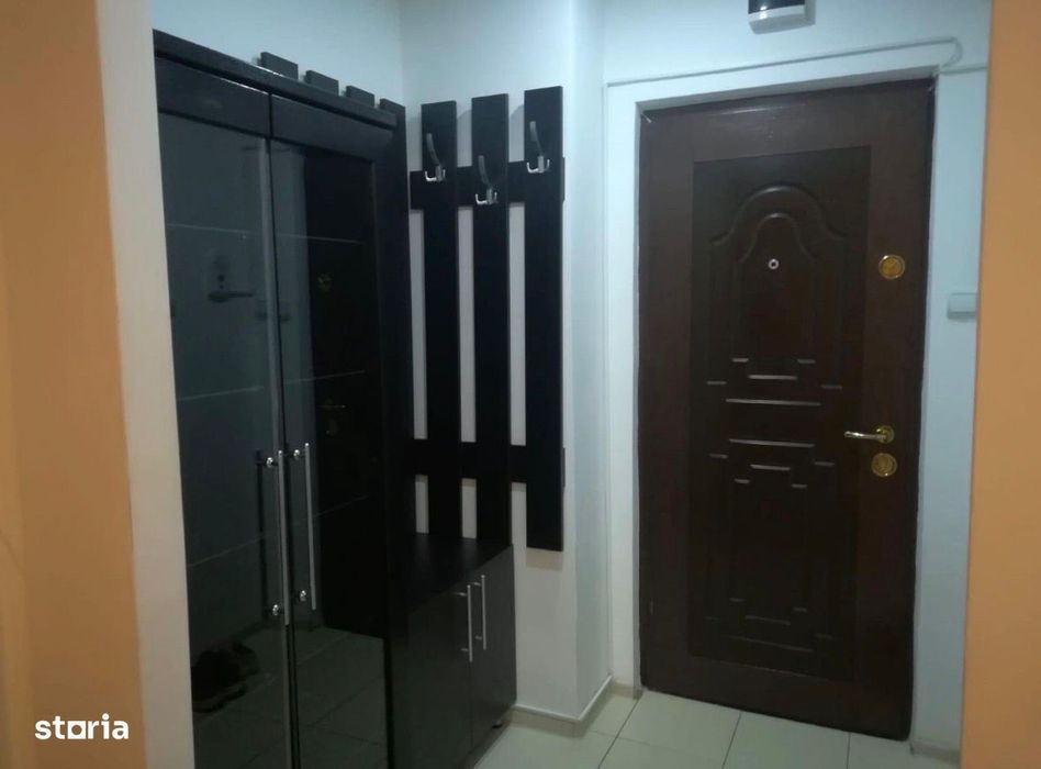 Garsoniera mobilata , 30 mp., zona Materna