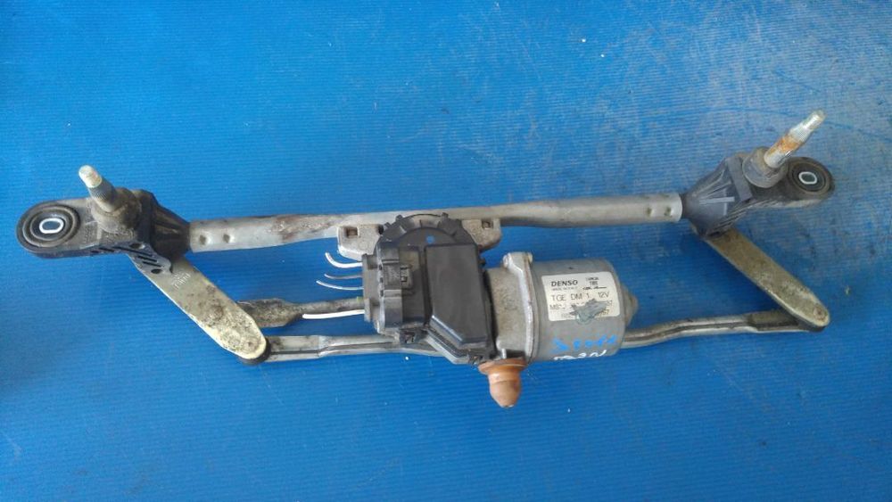 ansamblu stergatoare motoras lancia ypsilon dupa 2011