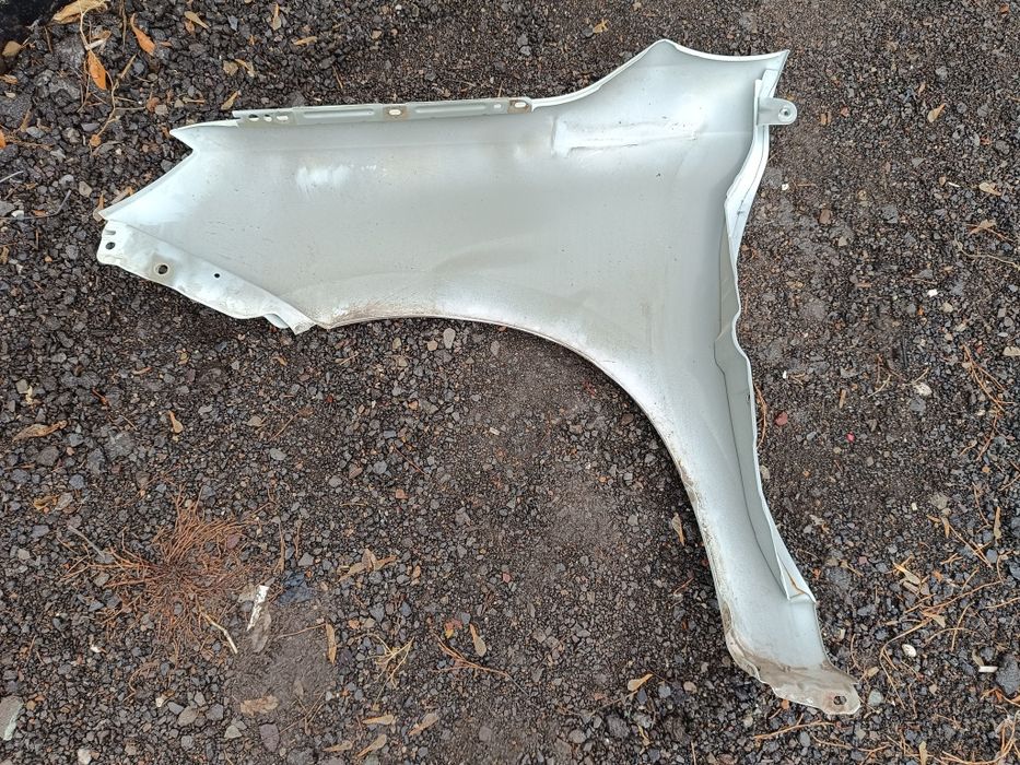 Крыло Лада Гранта.