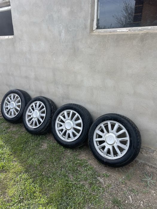 Продам шины с дисками