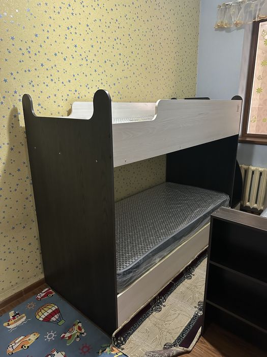 мебель для детской , в отличном состоянии