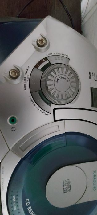 Vand radiocasetofon/CD player