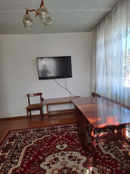 Продается уютная кирпичная квартира. Дом теплый