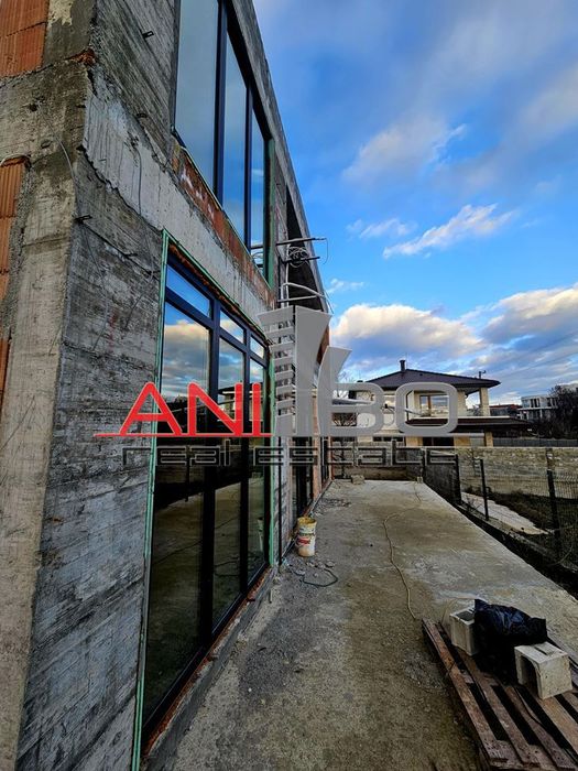 Продава се Къща в Варна, м-т Траката - 385 кв.м за 1429 €/кв.м - Снимка #11