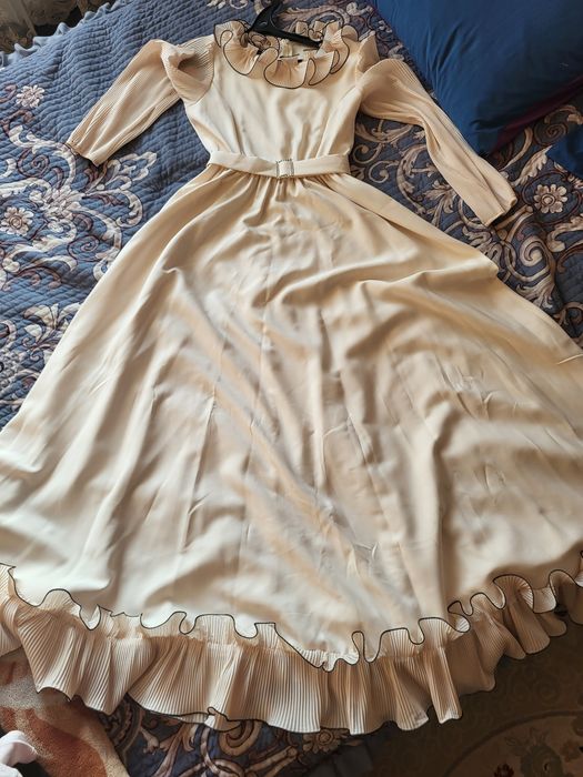 Продам платье 46-48 размер