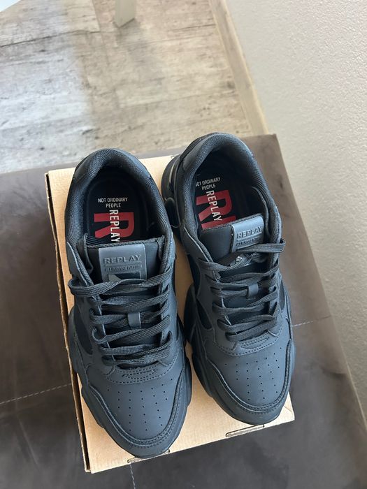 Мъжки Сникърс Replay