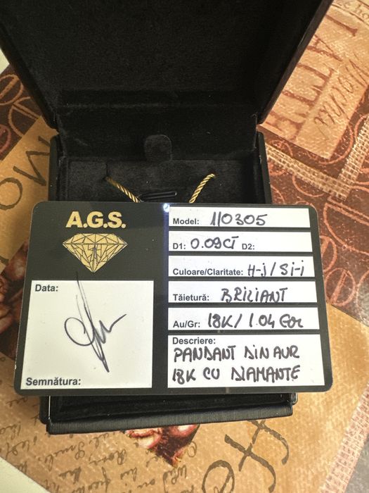 Pandantiv din aur 18K cu diamante