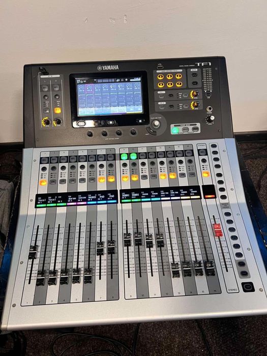 Пилт YAMAHA TF -1 + кейс