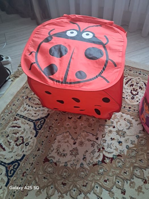 Корзины складные для игрушек.