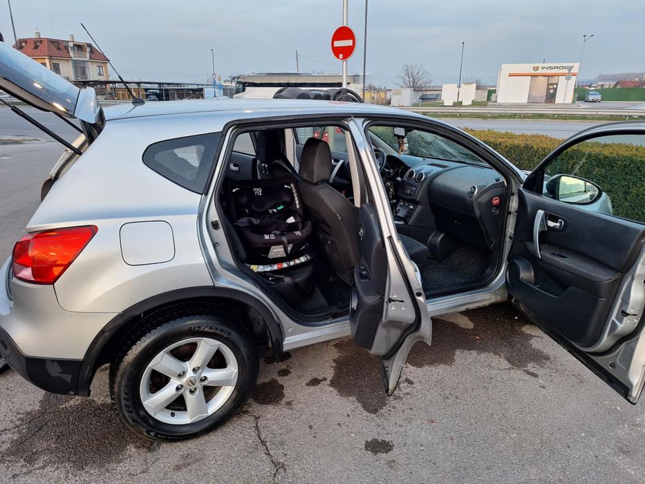Nissan  Qashqai 1.6 газ\бензин