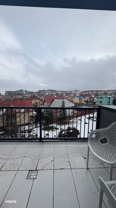 Apartament cu 2 camere, parcare, zona Calea Turzii