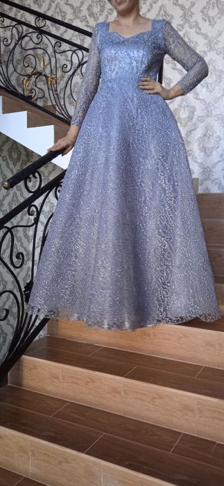 Продаётся вечернее платье