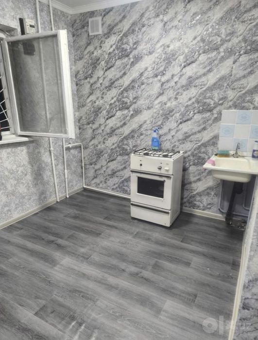 Юнусабад 15 метро Туркестан 1/2/4 галлерейного типа 34м²