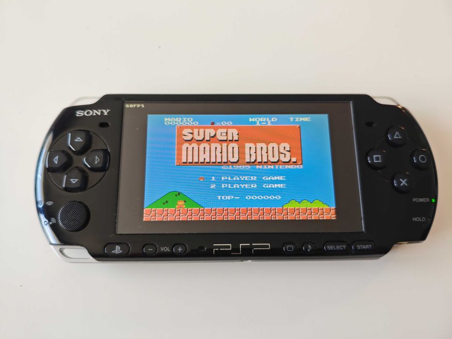 Sony PSP 3000 - Playstation Portable - качени много игри