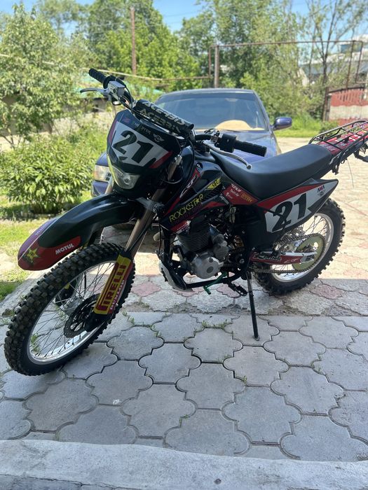 Продам эндуро 250 кубов