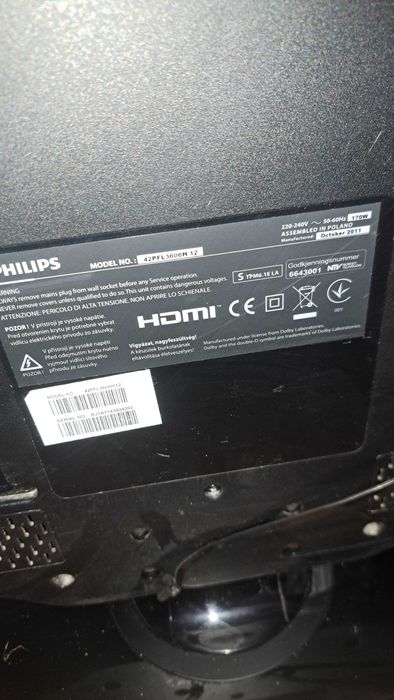 Телевизор Флипс 42"