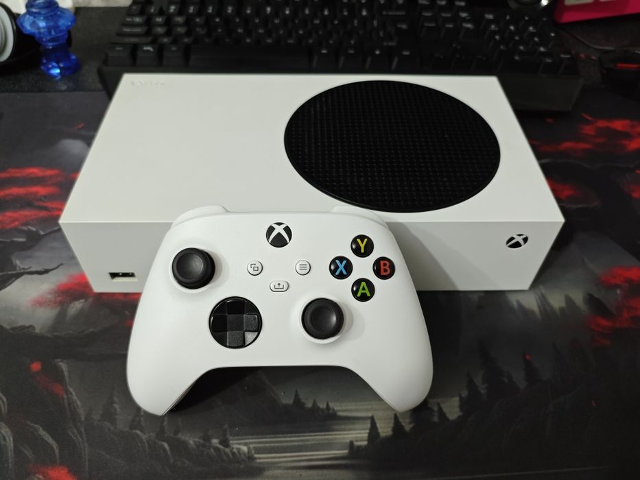 Продам XBOX Series S