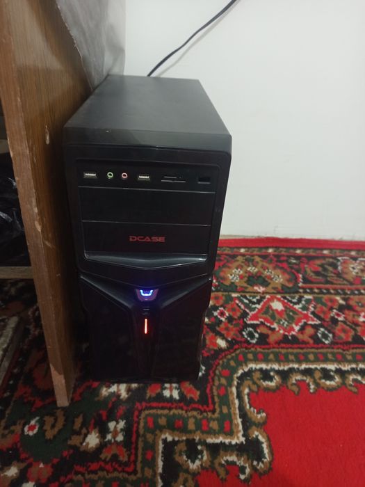 Kompyuter sotiladi srochna