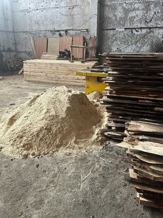 отын, опилка, поддон сатылады. Бағасы келісім бойынша.