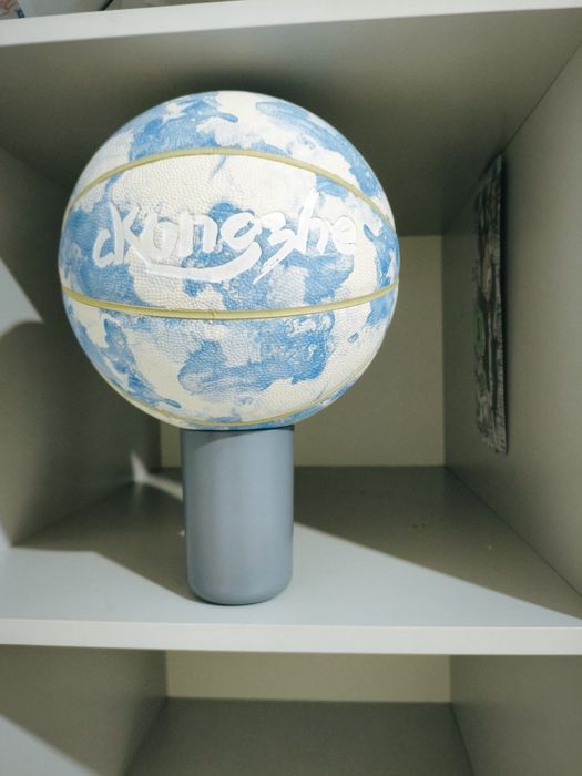 Баскетболный мяч