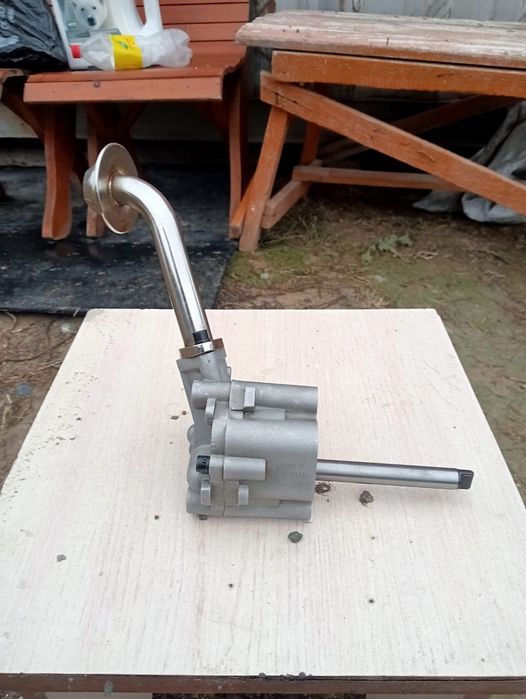 Маслянный насос пассат б4  б3 новый