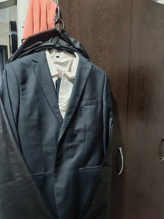 Костюм в хорошем качестве