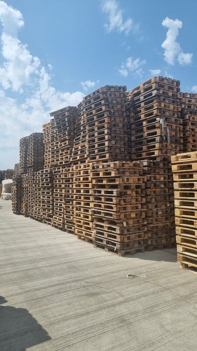 Vând paleti euro și NON euro