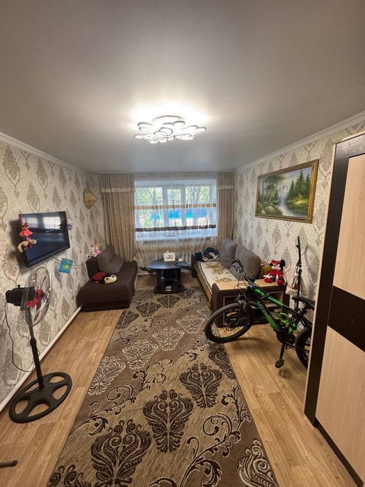 Продам 3 комнатную квартиру