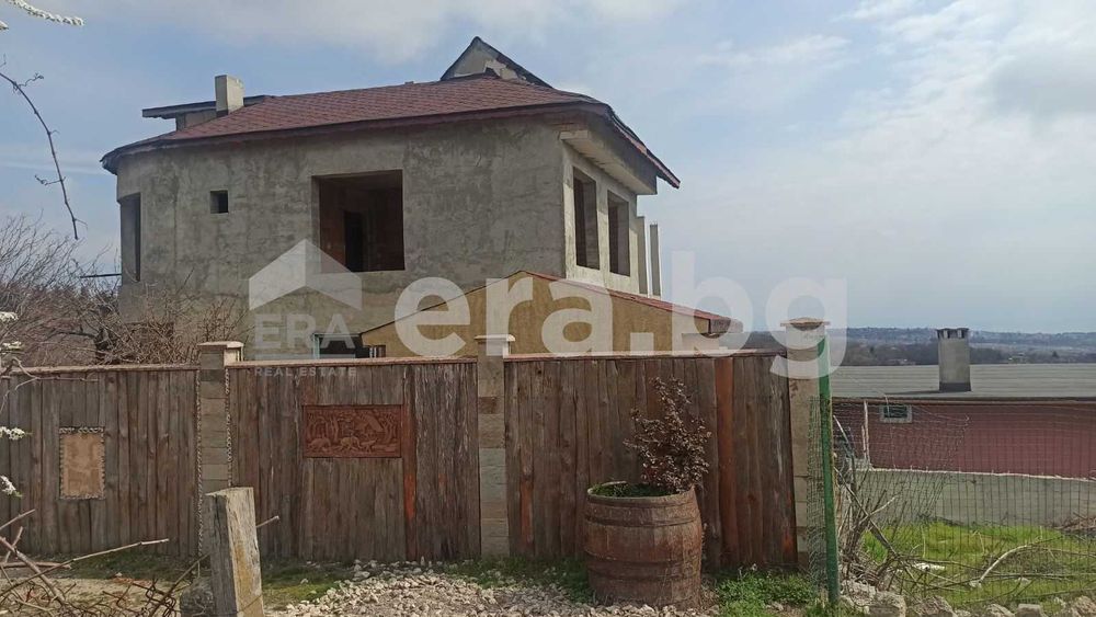 Продава се Къща в Варна, м-т Боровец - юг - 360 кв.м за 528 €/кв.м - Снимка #12