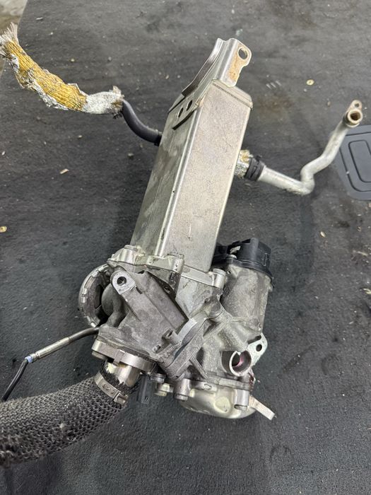 EGR охладител с номер на част 131511 AJ за audi A6 A7 a8 Q7