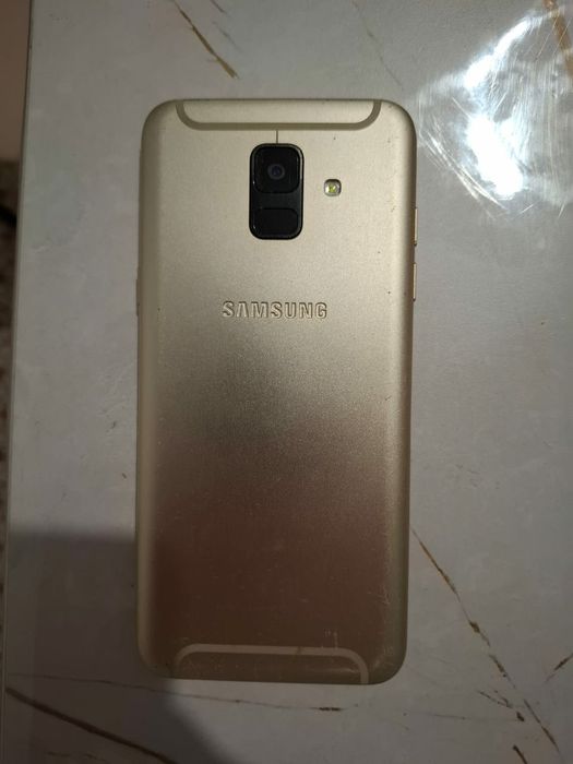 Срочно Продам Самсунг А6