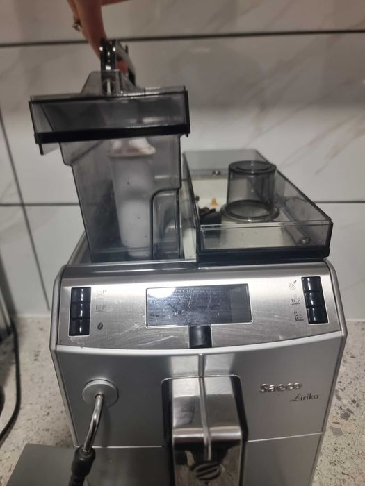 Espressor automat Saeco Lirika Plus