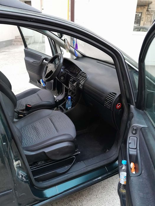 Opel Zafira 1.6 16v