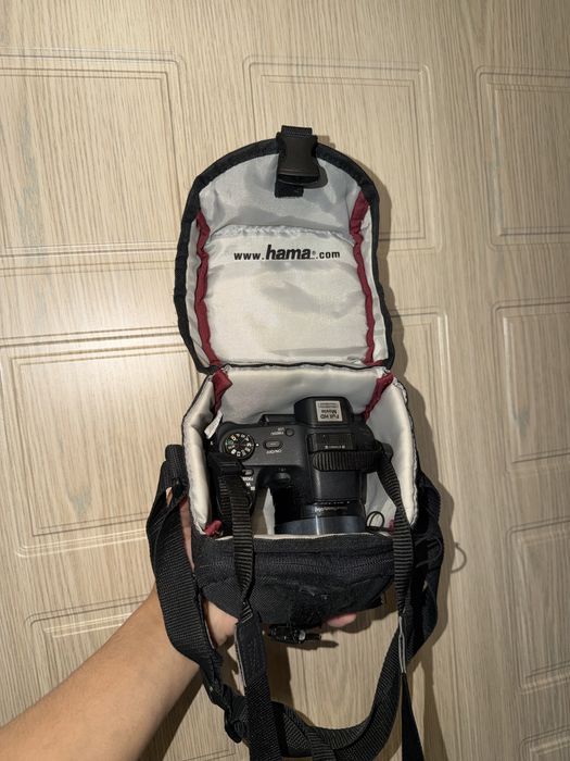 Sony Cyber-shot DSC-HX100V