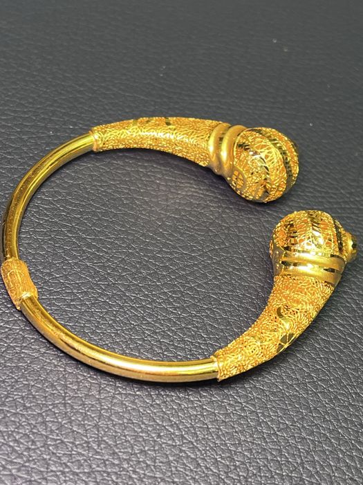 Златна гривна белезник grivna zlaten 14 k 585 gold