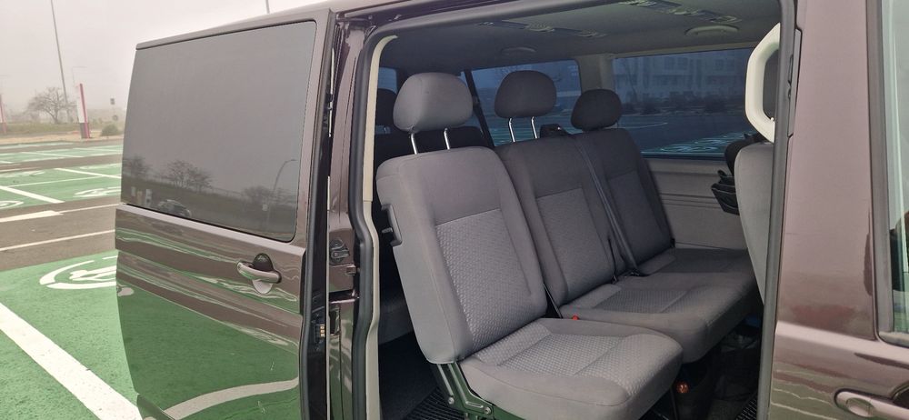 Vând T 5 Transporter caravelle duba