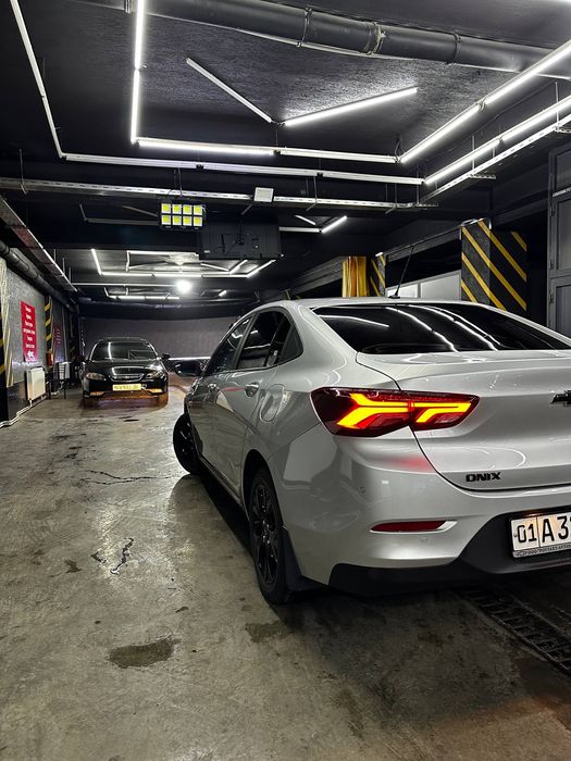 Onix 2025 redline grey