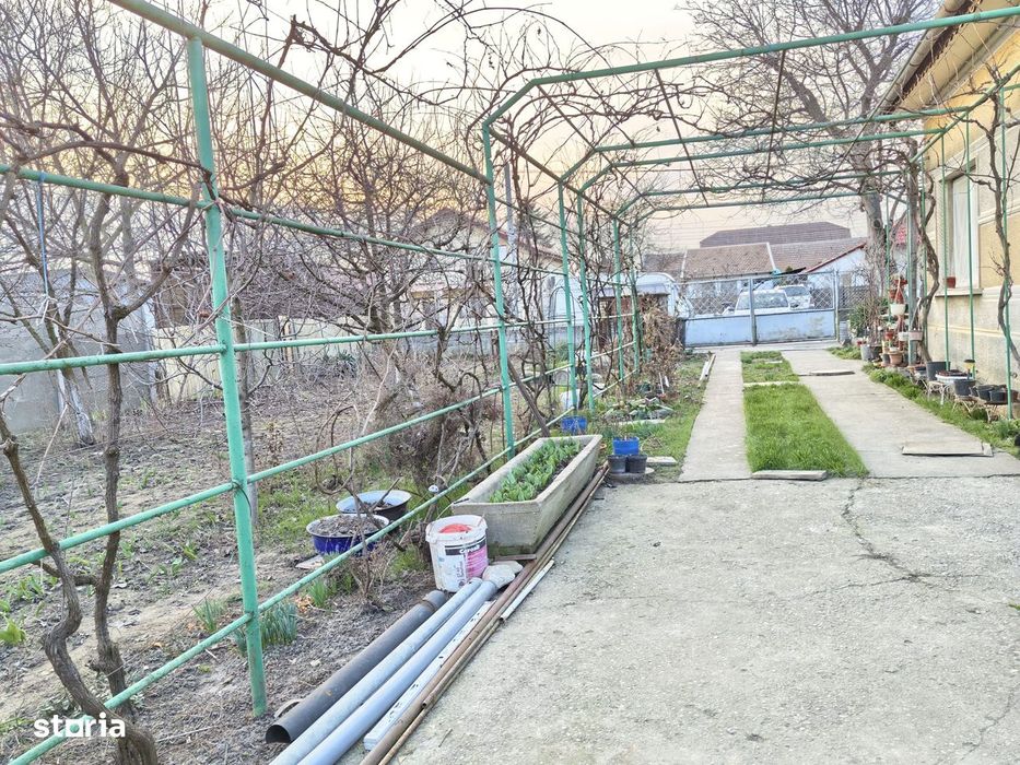 Teren 1464 mp cu front stradal de 26,7 mL