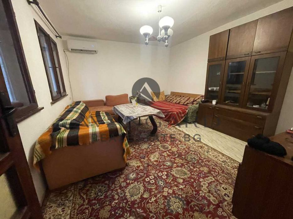 Продава се Къща в Пловдив, Кършияка - 90 кв.м за 2056 €/кв.м - Снимка #1