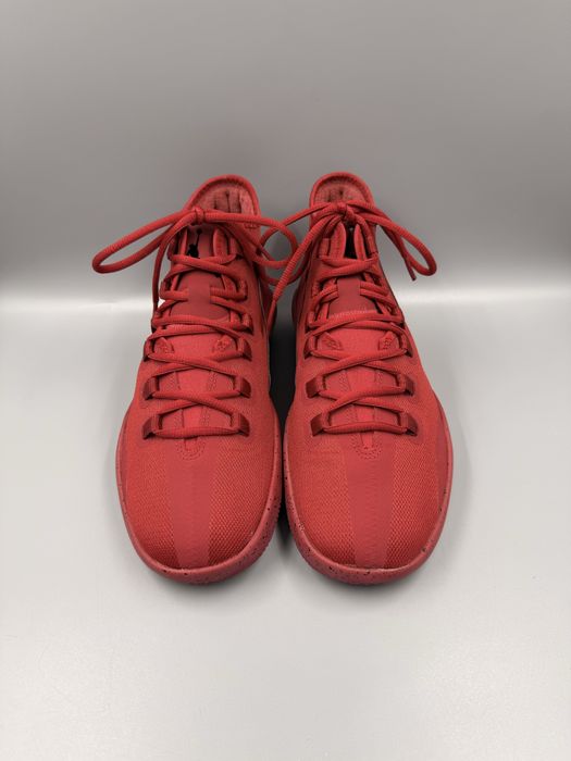 Jordan Reveal в расцветке Gym Red