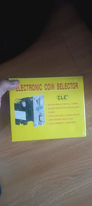 selector monezi automat aparate jocuri