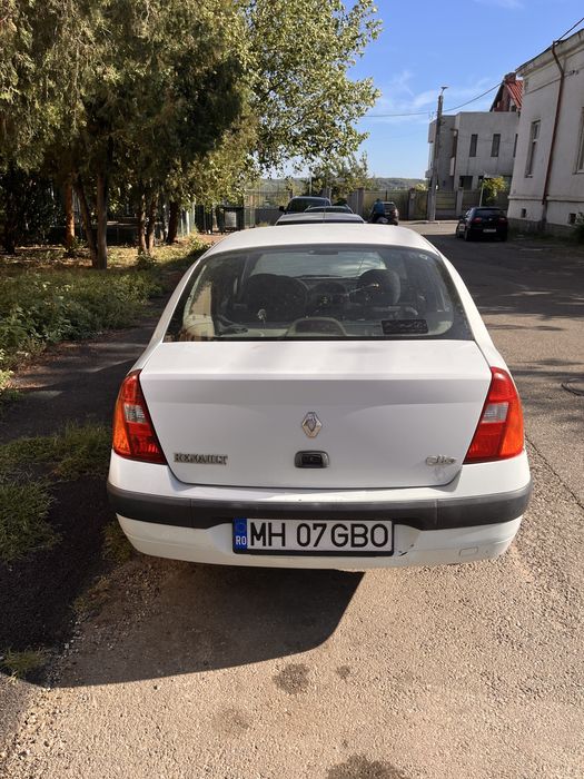 Renault Clio 2003