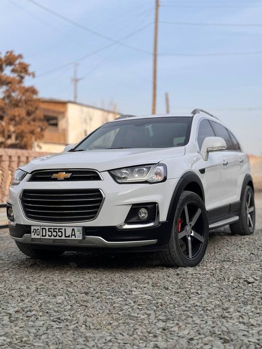 Captiva 2/4 ideal holatda navarotlari bor