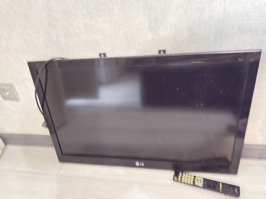 Продам телевизор LG