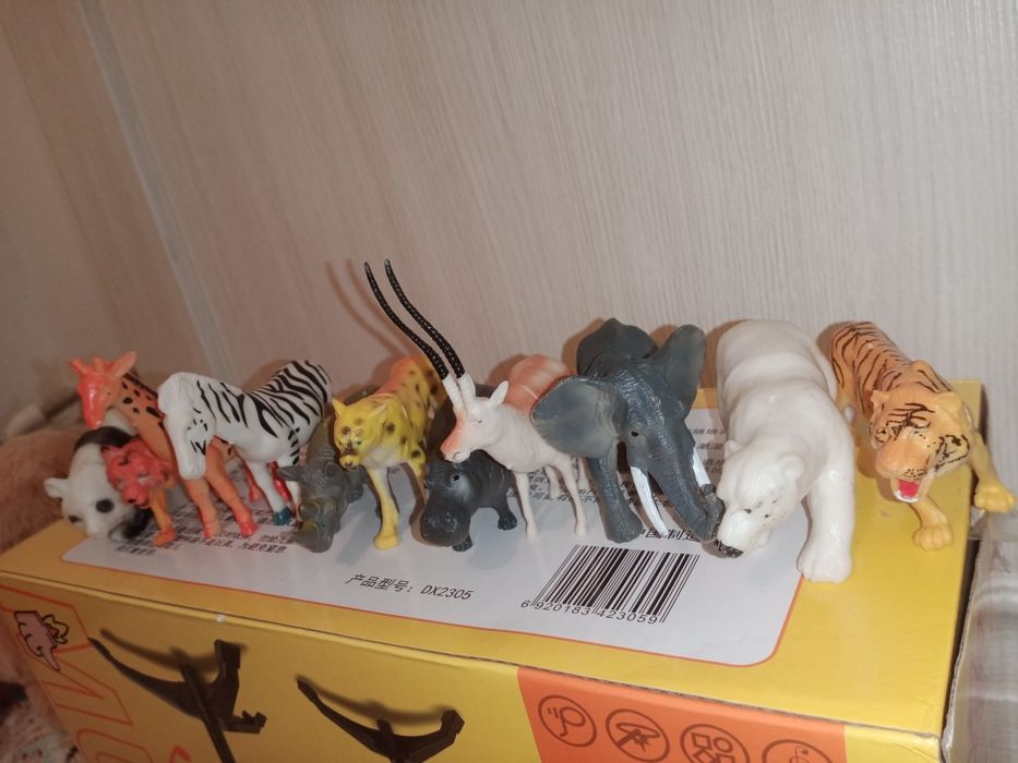 Фигурки животных игрушка за киндер