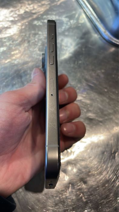 Iphone 16pro идеал