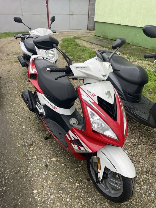 Inchiere scutere  Rent scooter