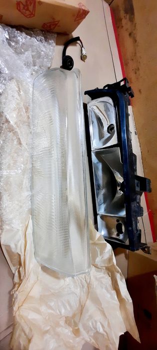 Продам фара правая.