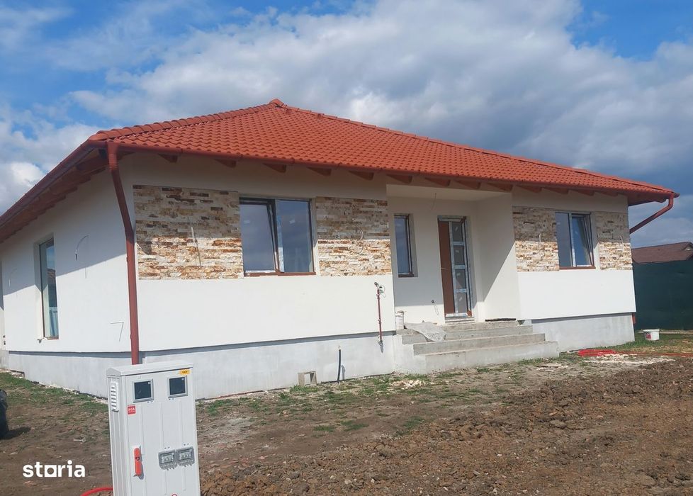 Casa pe un singur nivel, 134 mp,teren 500 mp,Nazna Sancraiul de Mureș