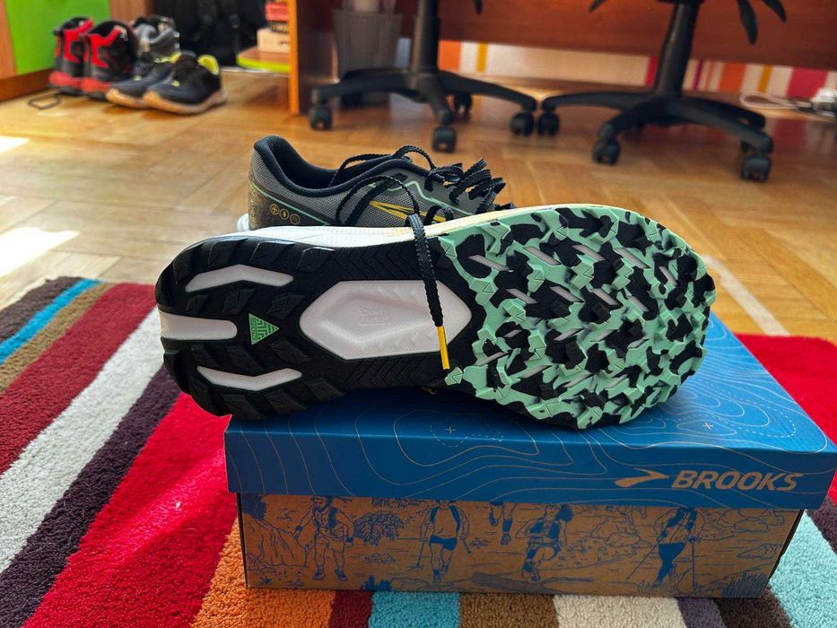 Нови обувки за бягане Brooks Catamount 3 - 44 номер